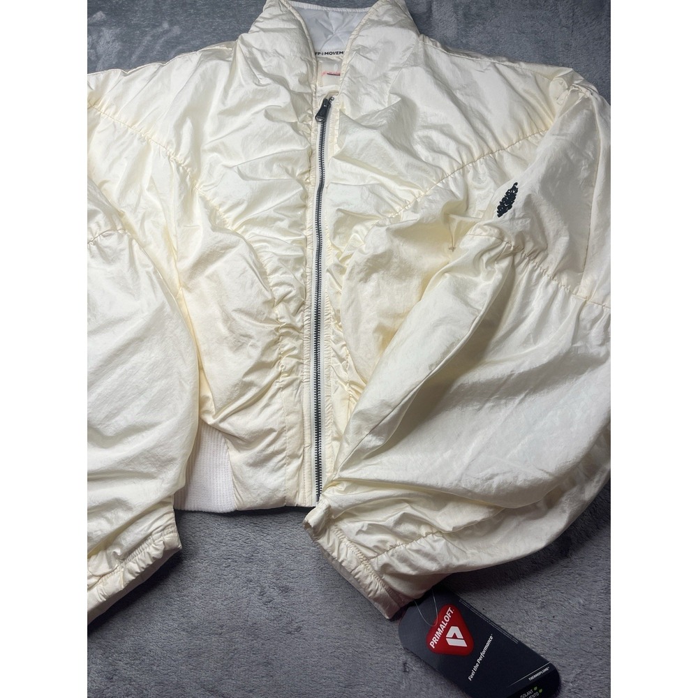 FP Movement Puffer Jacket‎ Cream White Quilted Primaloft Bomber Cropped L